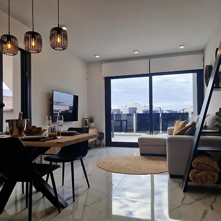 Penthouse Prestigio Apartment *