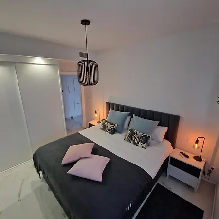 דירה Penthouse Prestigio אליקאנטה